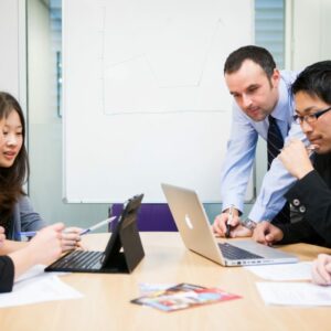 nzlc-auckland-campus-business-english-class-1024x683